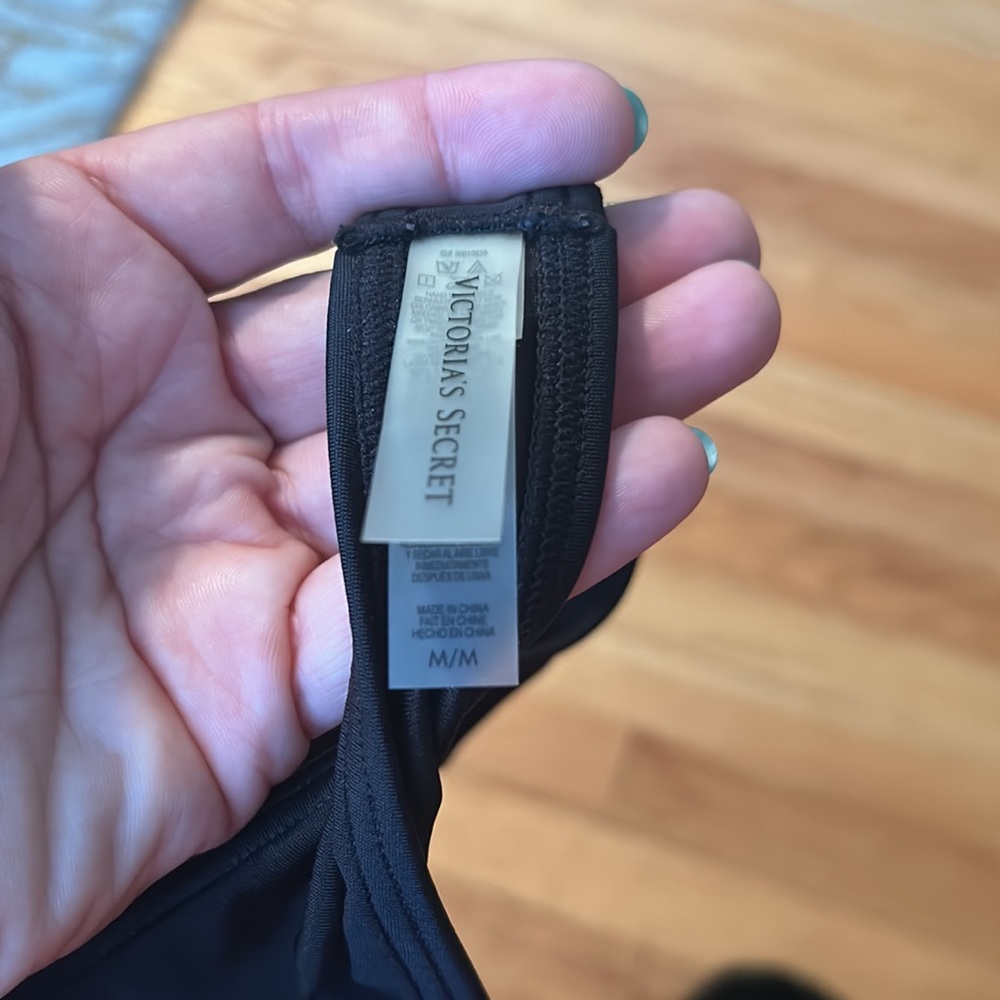 Victoria’s Secret black hater top in medium - Picture 3 of 3